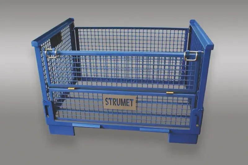 zdjęcie bardzo dużego pojemnika metalowego siatkowego typu gitterbox w zakładzie Strumet